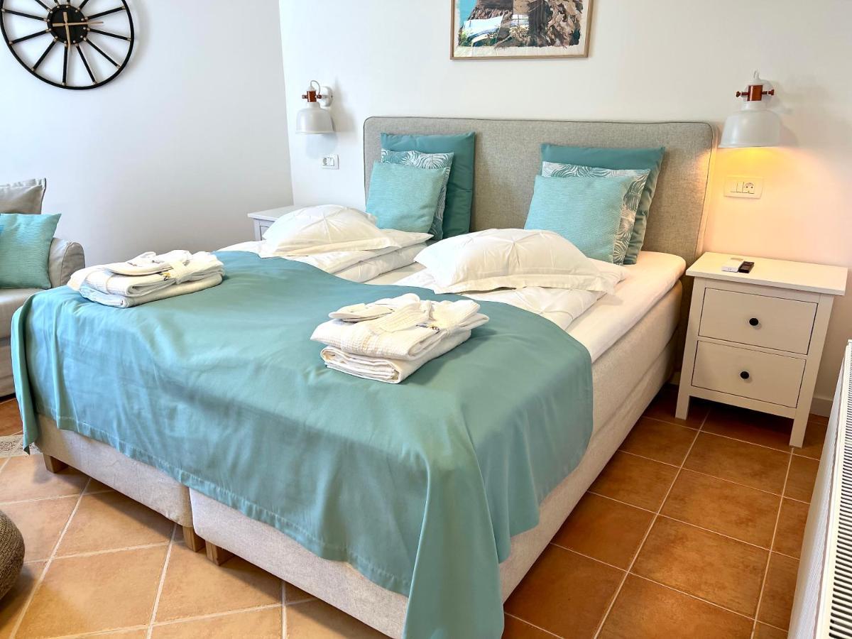 Romana I Apartment