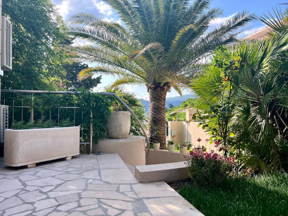 Apartment Romana I *