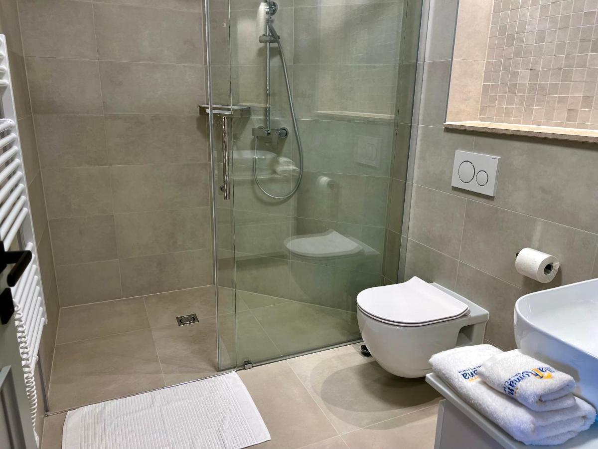 Romana I Apartment