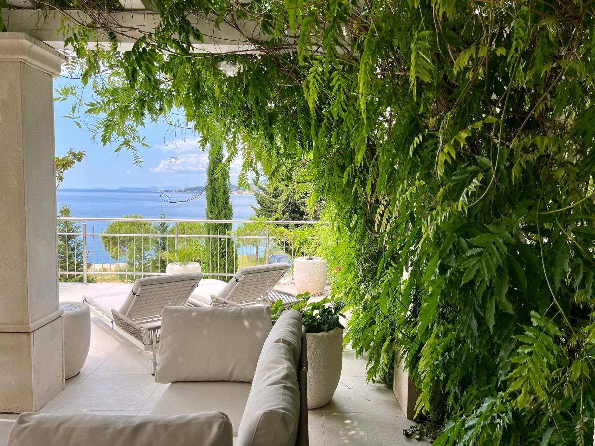 Apartment Romana I Omis